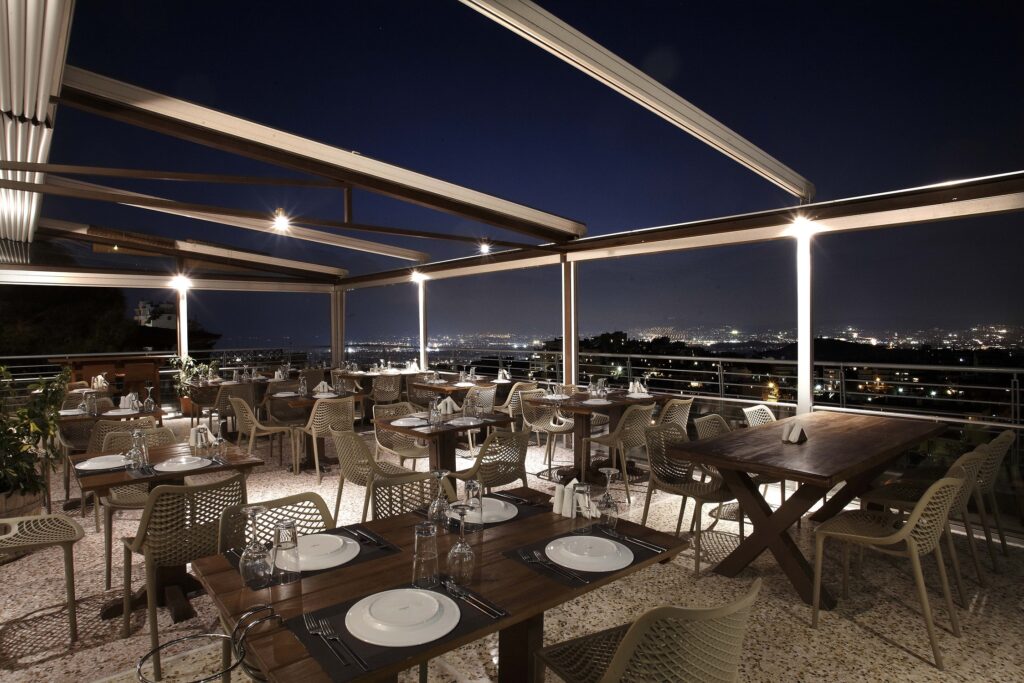 city_view restaurant-1