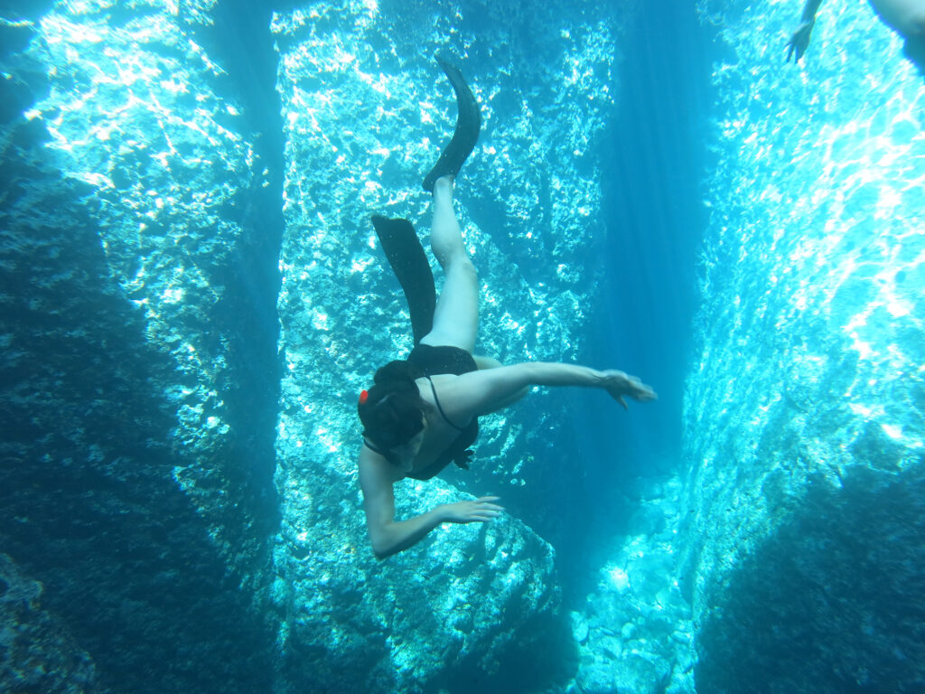 ARSIDA SWIMMIN2